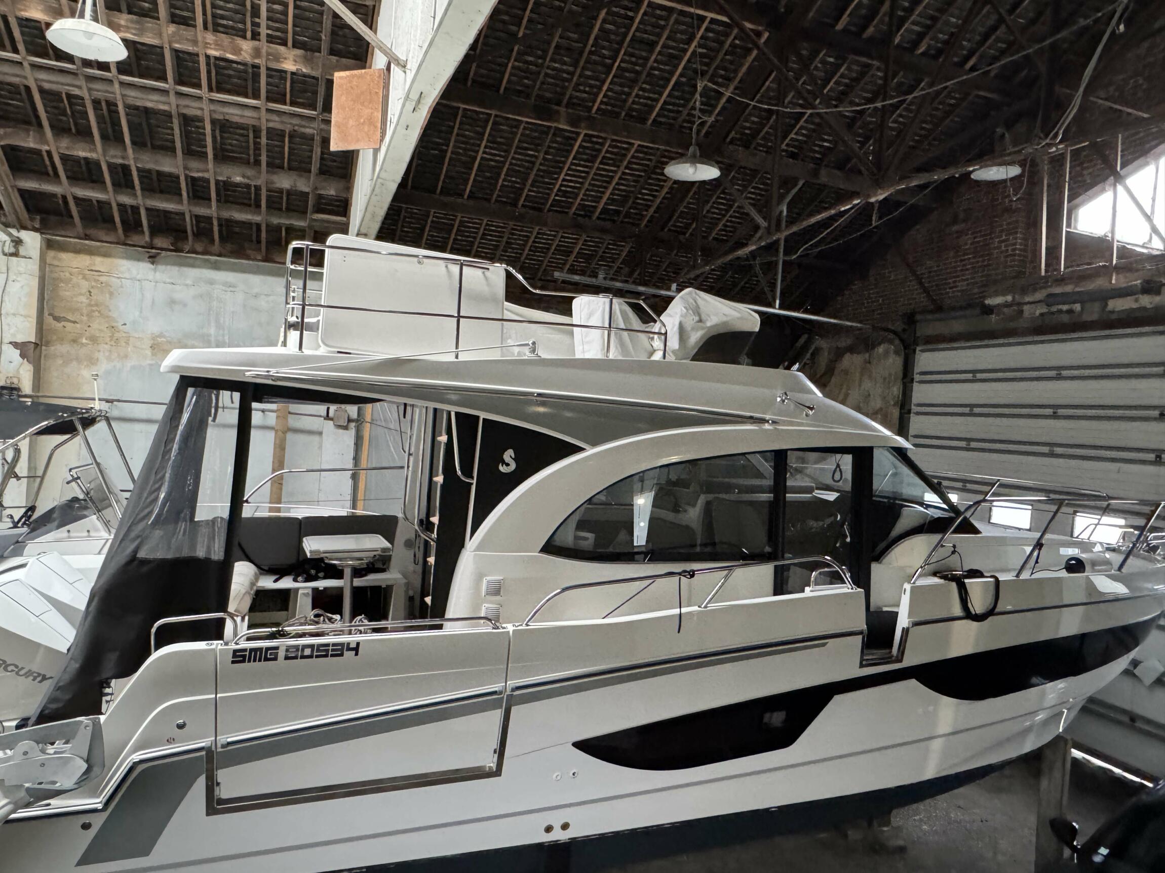 [610] photo nº 3 de ANTARES 11 FLY OB