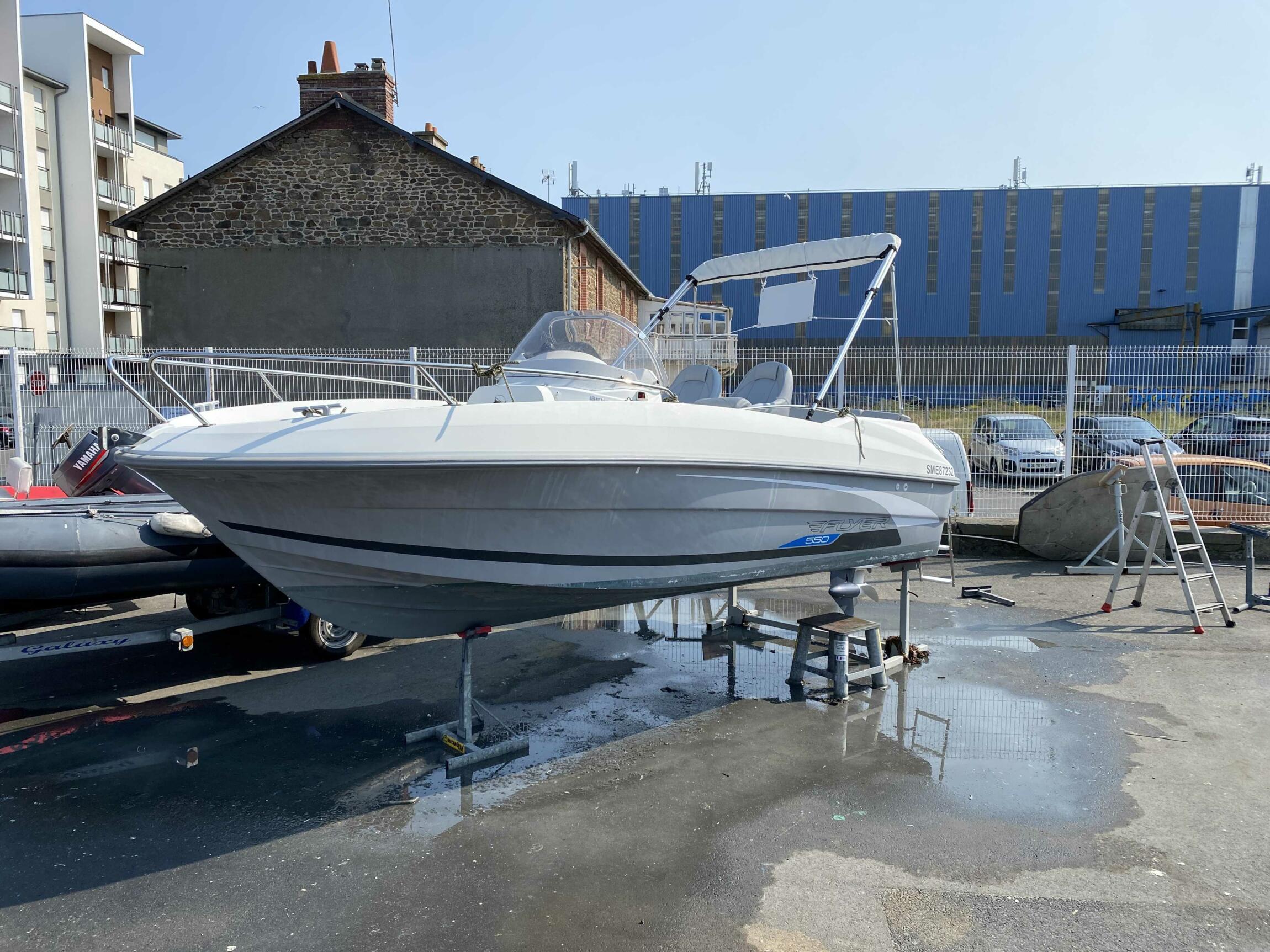 [623] photo nº 2 de FLYER 550 OPEN