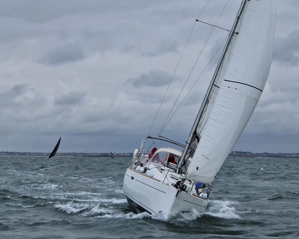 [629] photo nº 2 de OCEANIS 31